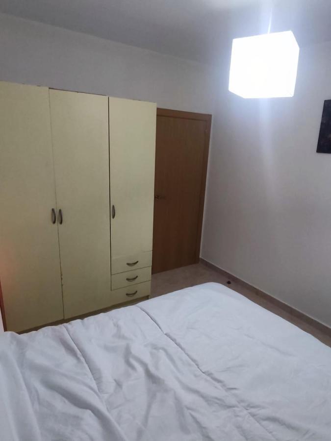 Piso Por Habitaciones En Gijón Exterior foto