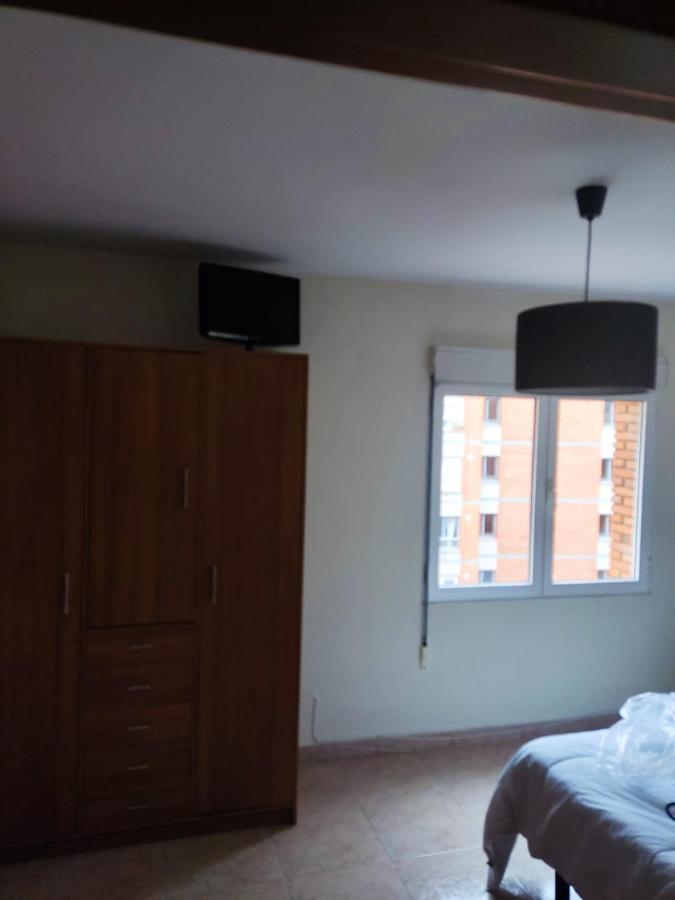 Piso Por Habitaciones En Gijón Exterior foto